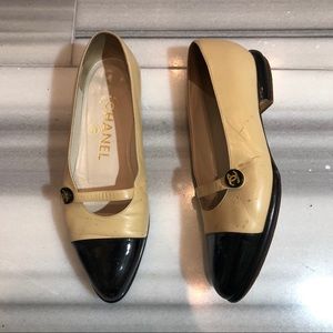 Chanel two-tone vintage loafer flats